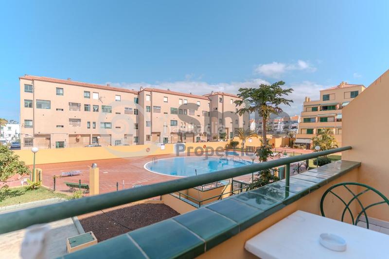 Foto 95fd1c66-5cce-4a4d-aed4-707b03034e4b. Piso en chasna 3 oportunidad en Costa del Silencio apartamento en venta en complejo halcón en Arona