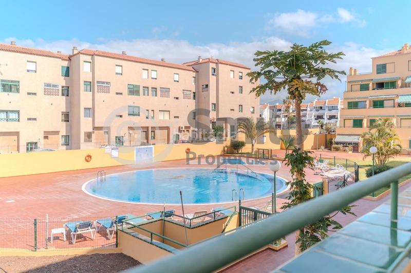 Foto f2ecbf36-3b64-4c9c-9f7f-db187def1a5c. Piso en chasna 3 oportunidad en Costa del Silencio apartamento en venta en complejo halcón en Arona