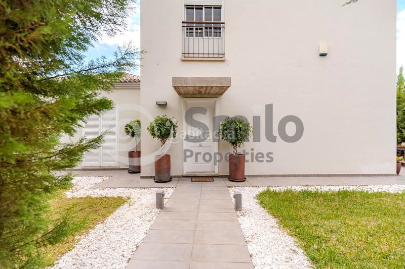 Foto 2f90916f-3225-4a0b-bac4-39ce9d1b52d9. Casa amb aparcament piscina a Playa Fañabé Alto Adeje