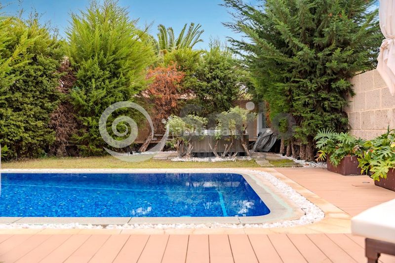 Foto 5f8f6517-6616-4ade-8b16-3e35fd7a4b7b. Casa amb aparcament piscina a Playa Fañabé Alto Adeje