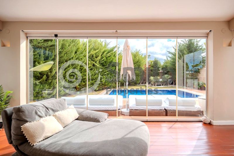 Foto c33c0a4d-8fff-4d46-bad7-7e2d5167137f. Casa amb aparcament piscina a Playa Fañabé Alto Adeje