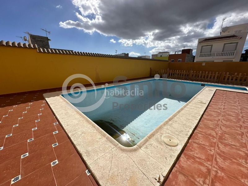 Foto 4960ecf0-09c1-4c1d-b34f-d3cdc951d888. Casa amb aparcament piscina a Cho - Parque de la Reina Arona