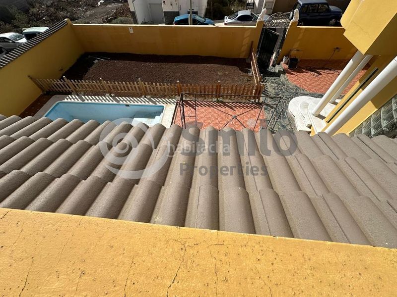 Foto ab0386e2-55d9-4d71-8255-e6c255381c0c. Casa amb aparcament piscina a Cho - Parque de la Reina Arona