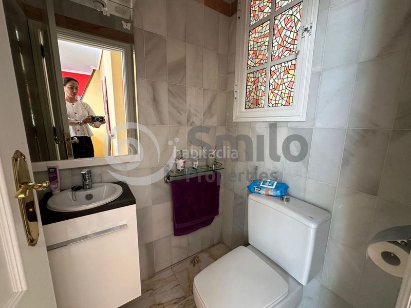 Foto f2adb271-7fda-4c69-ac2a-0d37b0a775a6. Casa amb aparcament piscina a Cho - Parque de la Reina Arona