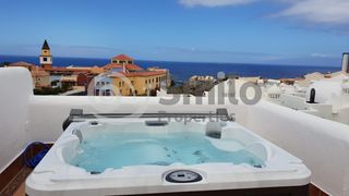 Duplex in Adeje 300 30. Exclusivo duplex con jacuzzi y vistas al mar en adeje paradise