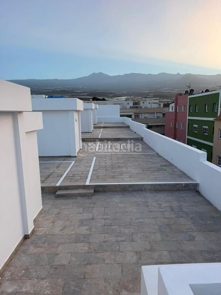 Foto a19f6b46-6760-4637-aa0a-6606dacc113b. Àtic amb aparcament piscina a Playa de San Juan Guía de Isora
