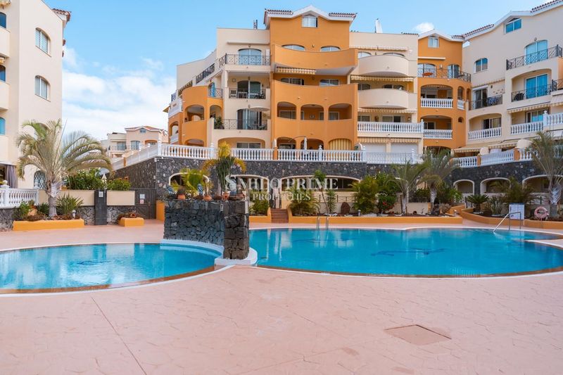 Foto aa67381d-b8d3-492e-a1e1-a0e65641da2b. Dúplex amb piscina a Los Cristianos Arona