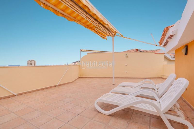 Foto b5e735a8-919e-4ca0-b876-62d206044da4. Dúplex amb piscina a Los Cristianos Arona