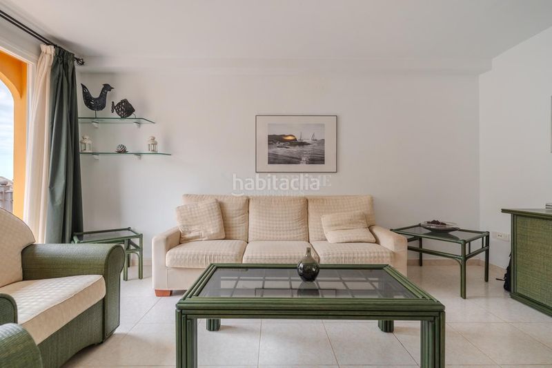 Foto e40ad5d9-3165-4826-8f6d-ba23a4eead61. Dúplex amb piscina a Los Cristianos Arona