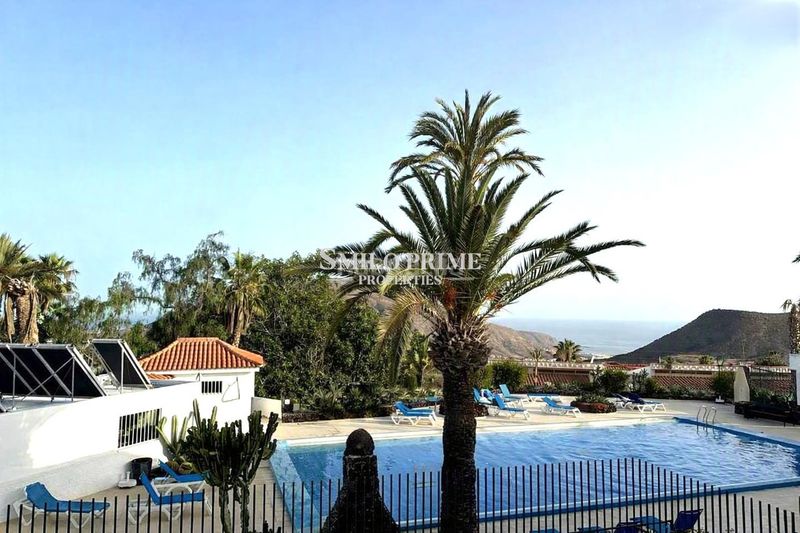 Foto 534a2b8d-6898-4f11-aa01-874398377fa7. Casa amb calefacció piscina a Chayofa Arona