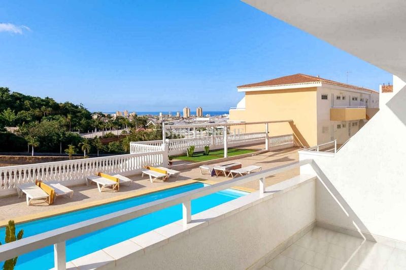 Foto 2590db2a-2735-4bd8-8977-0a3be28e9107. Estudio acogdor estudio en venta en florida park en Adeje