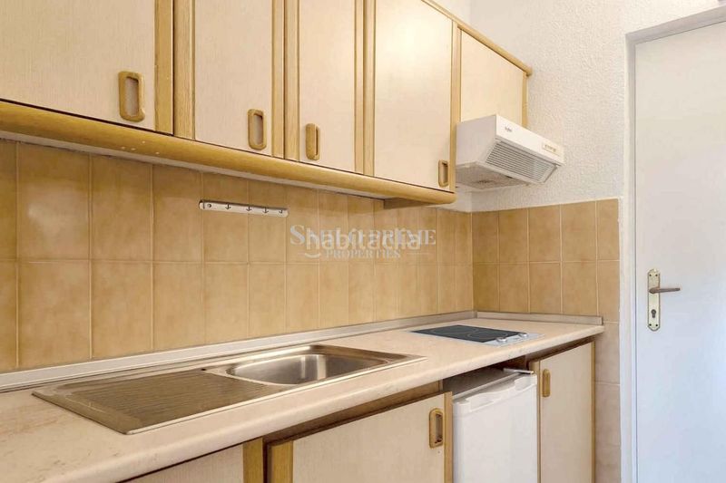 Foto bc1df64c-a186-408d-b9c1-afa1eb695488. Estudio acogdor estudio en venta en florida park en Adeje
