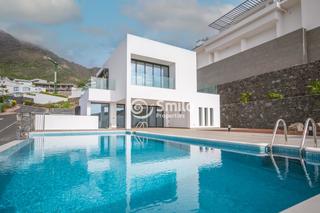 Casa  Extremadura. Villa de ensueño a estrenar en roque del conde con 750 m2 de par