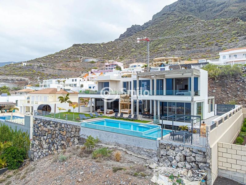 Foto 1abe49e2-35dd-45c0-a564-955cb094a169. Casa a Torviscas Centro y Alto Adeje