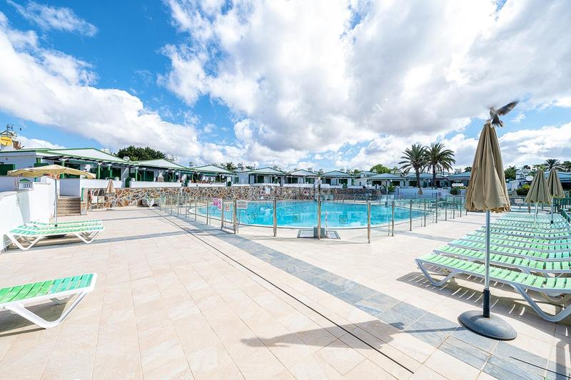 Foto 839b3b33-0c94-4ccd-b576-278001e5ab46. Casa adossada amb piscina a Maspalomas - Meloneras San Bartolomé de Tirajana