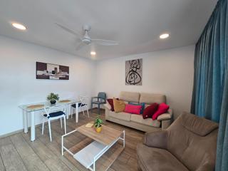 Alquiler Apartamento en Arguineguín. Precioso apartamento de 2 dormitorios totalmente reformado en al