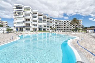 Apartament a Playa del Inglés. Apartamento en avenida tirajana en venta