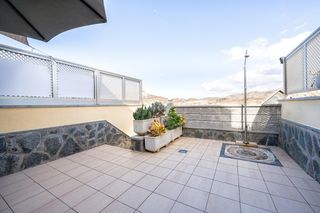 Dúplex a Puerto Rico. Este encantador dúplex está situado en uno de los complejos más