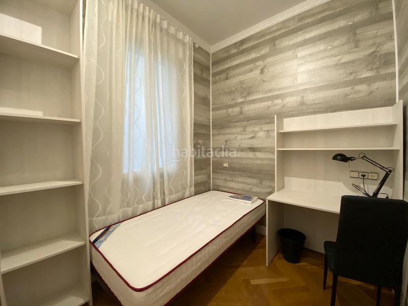 Foto b90be9e4-44bf-4e10-bf0a-38abc18af542. Location appartement dans Argüelles Madrid