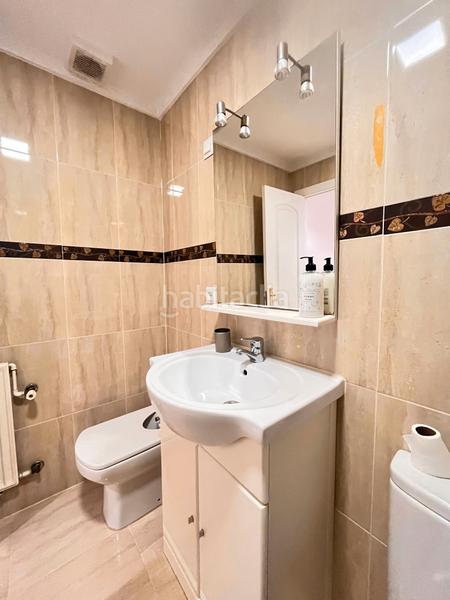 Foto d0d10ab8-7d62-4abb-b66e-42c23bb65197. Alquiler piso galota inversiones e inmobiliaria sl alquila amplio piso ideal para estudiantes en Madrid