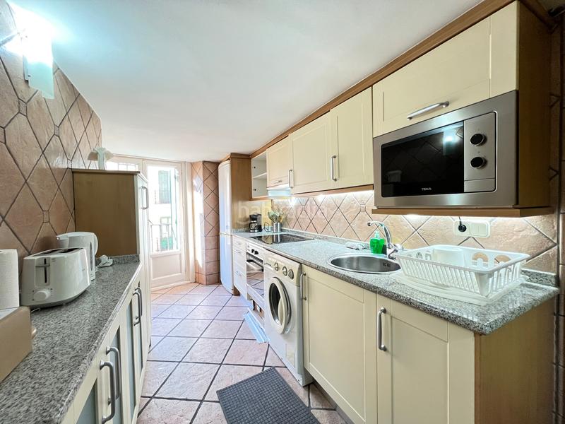 Foto f15a480f-30ec-4e45-ba2b-4e07b26cb8d9. Location appartement avec chauffage dans Sol Madrid