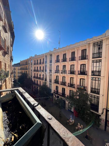 Foto d1094b0f-3232-468c-a414-cbe7b03cd75a. Miete etagenwohnung mit heizung in Sol Madrid