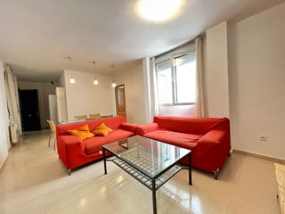 Location Appartement  Avenida de la reina victoria. Galota inversiones e inmobiliaria alquila piso ideal para estudi