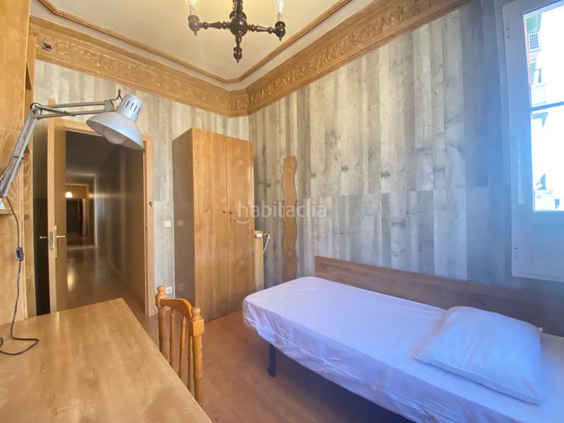 Foto 7c7a5e5f-9e9d-4972-8d4f-92fdee14cbaf. Alquiler piso galota inversion e inmobiliairia alquila amplio y luminoso piso en Madrid