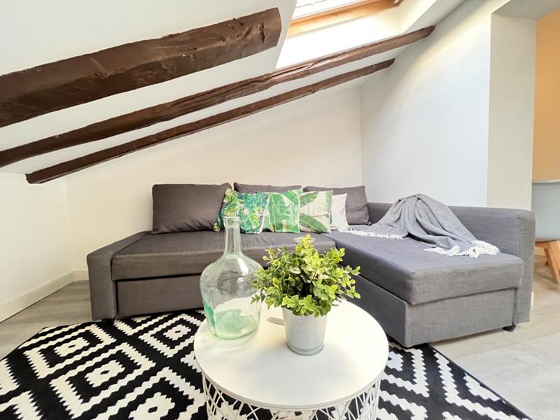 Foto f7ba6caf-0ca7-4034-bfcc-ed30b27fbd9e. Location appartement avec chauffage dans Embajadores-Lavapiés Madrid