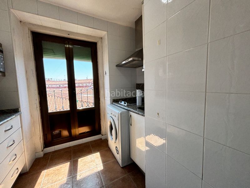 Foto 7ac52802-49ab-4a79-adb0-1b31ea29721a. Rent flat in Embajadores-Lavapiés Madrid