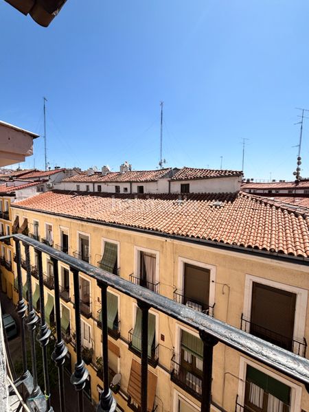 Foto c6456d40-e55a-4c9f-9408-ff5a673862d6. Rent flat in Embajadores-Lavapiés Madrid