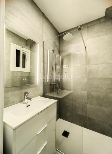 Foto 14e21f0f-7ad5-4523-a838-293ee6798596. Alquiler piso galota inversion e inmobiliairia alquila piso con terraza ideal para estudiantes en Madrid