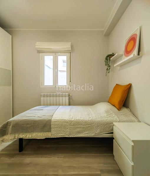 Foto 455bd169-3511-4b4b-bc2e-4306d4533908. Alquiler piso galota inversion e inmobiliairia alquila piso con terraza ideal para estudiantes en Madrid