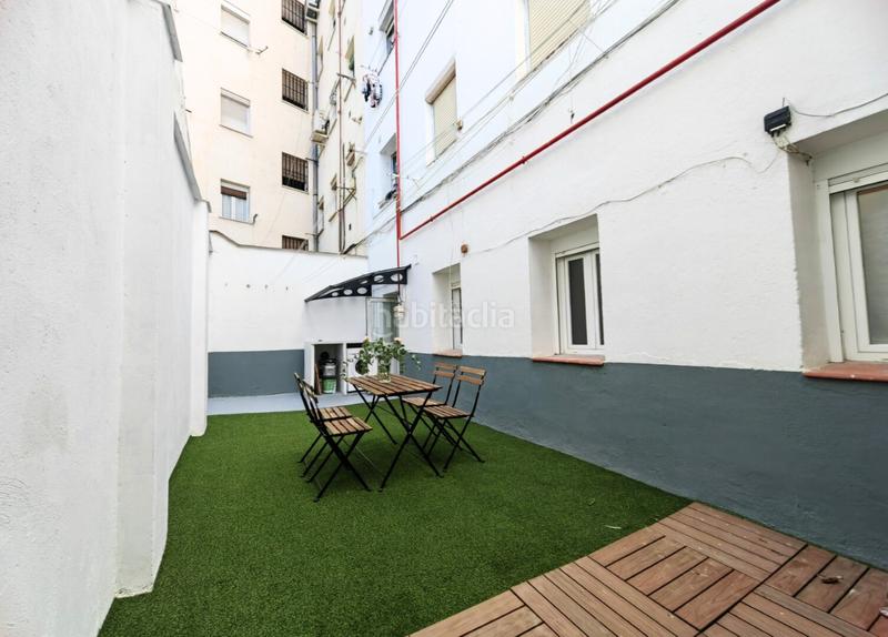 Foto e210f8a8-35ea-4bd8-a8ec-a2f0300228a3. Alquiler piso galota inversion e inmobiliairia alquila piso con terraza ideal para estudiantes en Madrid