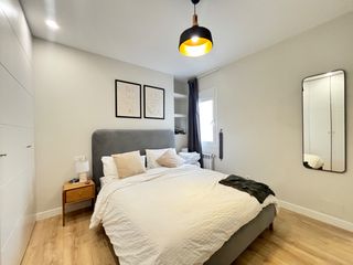 Lloguer Pis a Calle de narváez 35. Exclusiva vivienda exterior amueblada