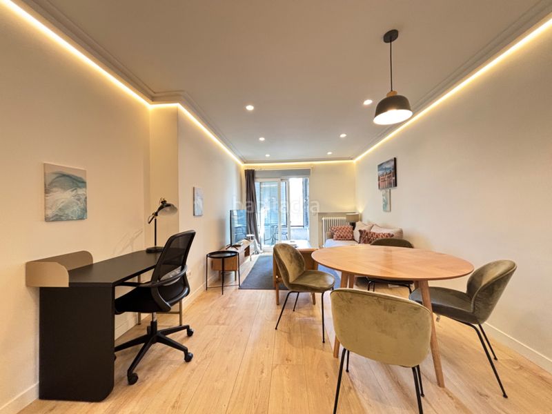 Foto 016d8d4d-bb29-4a84-8efa-86123b4f69f5. Rent flat in calle de narváez 35 in Ibiza Madrid