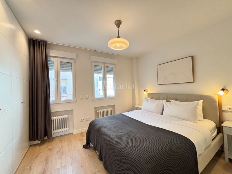 Foto 13df2efc-1fc5-4142-9828-a2d2e075cbd4. Rent flat in calle de narváez 35 in Ibiza Madrid