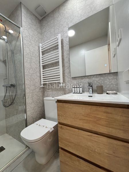 Foto 2263818d-dab2-4cc2-bb0c-6e52ea525f1a. Rent flat in calle de narváez 35 in Ibiza Madrid