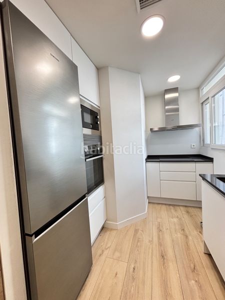 Foto 40e3c42b-6335-4b2f-adea-13d68863b450. Rent flat in calle de narváez 35 in Ibiza Madrid