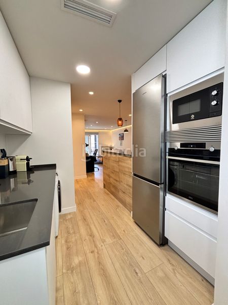 Foto 54af77ce-abaf-4374-84e6-4e19c496a7e7. Rent flat in calle de narváez 35 in Ibiza Madrid