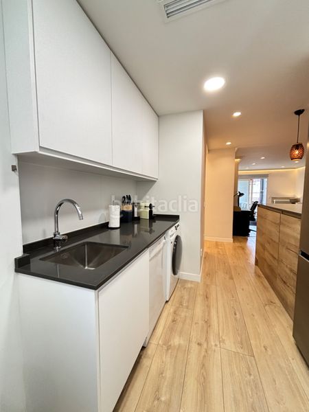 Foto 74bf32f9-b047-4a51-8551-38cf19080911. Rent flat in calle de narváez 35 in Ibiza Madrid