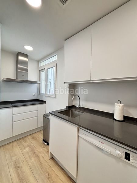 Foto 857ab1d2-4cff-40f2-a30a-f43486fb9ad6. Rent flat in calle de narváez 35 in Ibiza Madrid