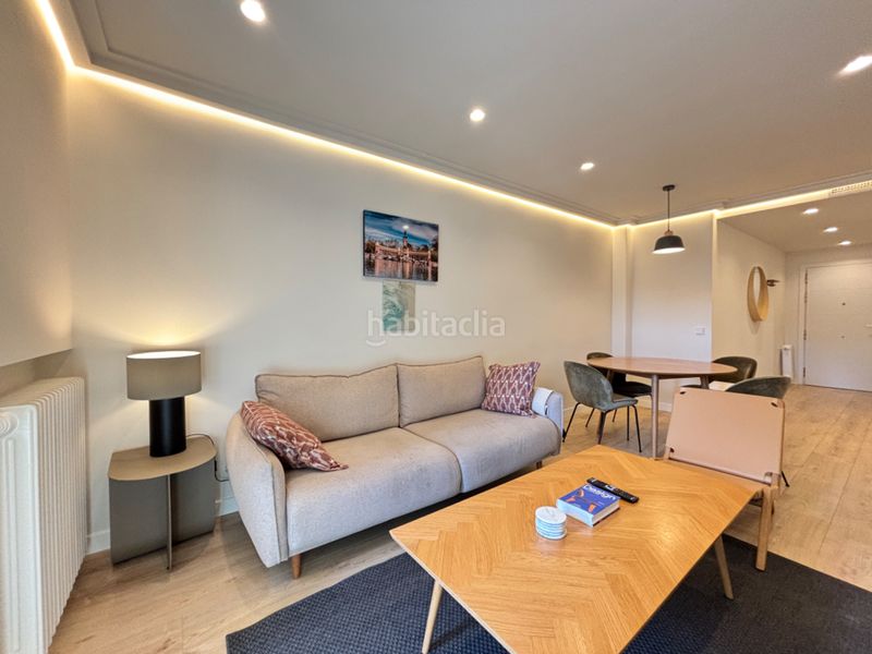 Foto dc9474a2-68d7-4898-b7d1-f58a419e8a38. Rent flat in calle de narváez 35 in Ibiza Madrid