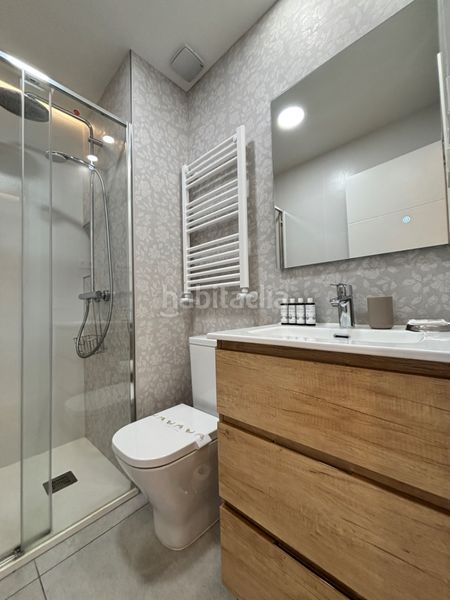 Foto df6684bd-3013-4c07-adb1-0c7ea17bc3af. Rent flat in calle de narváez 35 in Ibiza Madrid