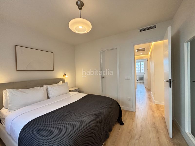 Foto f7c72c0e-f107-453b-aa2c-271c7146031a. Rent flat in calle de narváez 35 in Ibiza Madrid