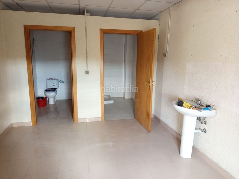 Foto 0da8e6da-d3c7-4db4-8980-f4607a30368a. Local comercial a Yuncler