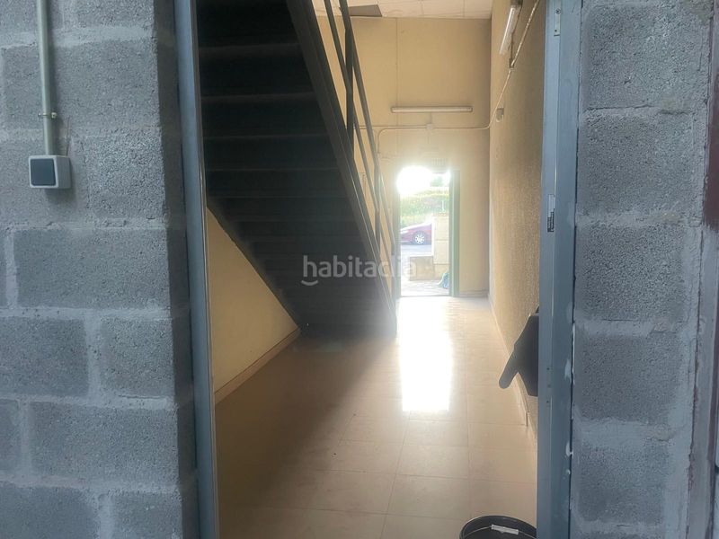 Foto abec1edd-e4bc-4ecd-885a-284077113e85. Local comercial a Yuncler