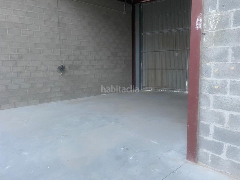 Foto ef3e7461-a028-4e07-a293-9ed4257e4da8. Local comercial a Yuncler
