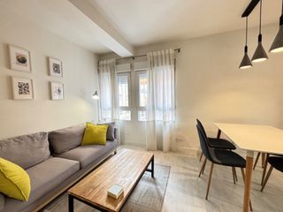 Miete Etagenwohnung  Calle de eugenio. Piso exterior reformado y completamente amueblado