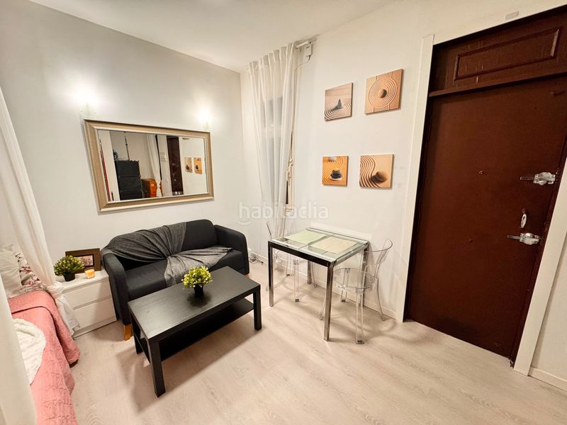 Foto 953b4bad-a7f5-4dd6-9d21-722415777d55. Location studio avec chauffage dans Numancia Madrid